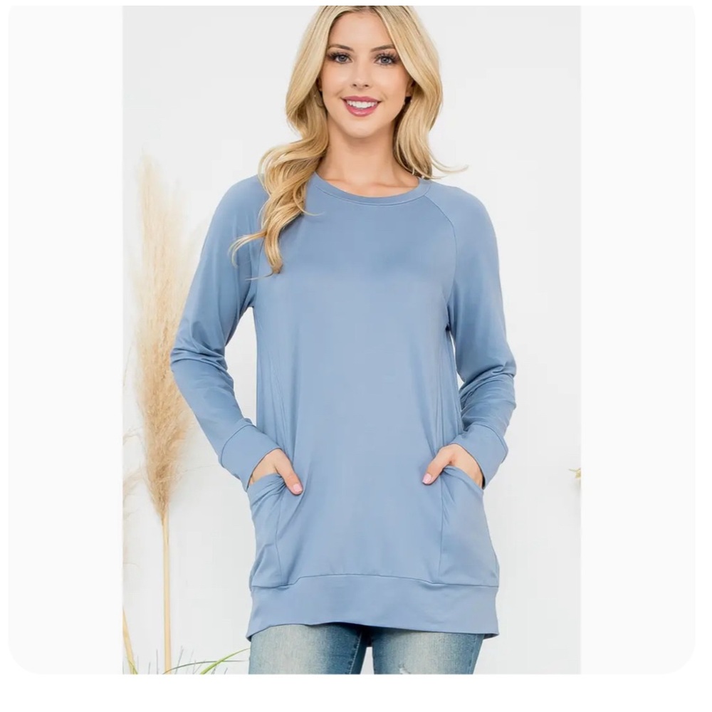 Women's Blue Long Sleeve Top